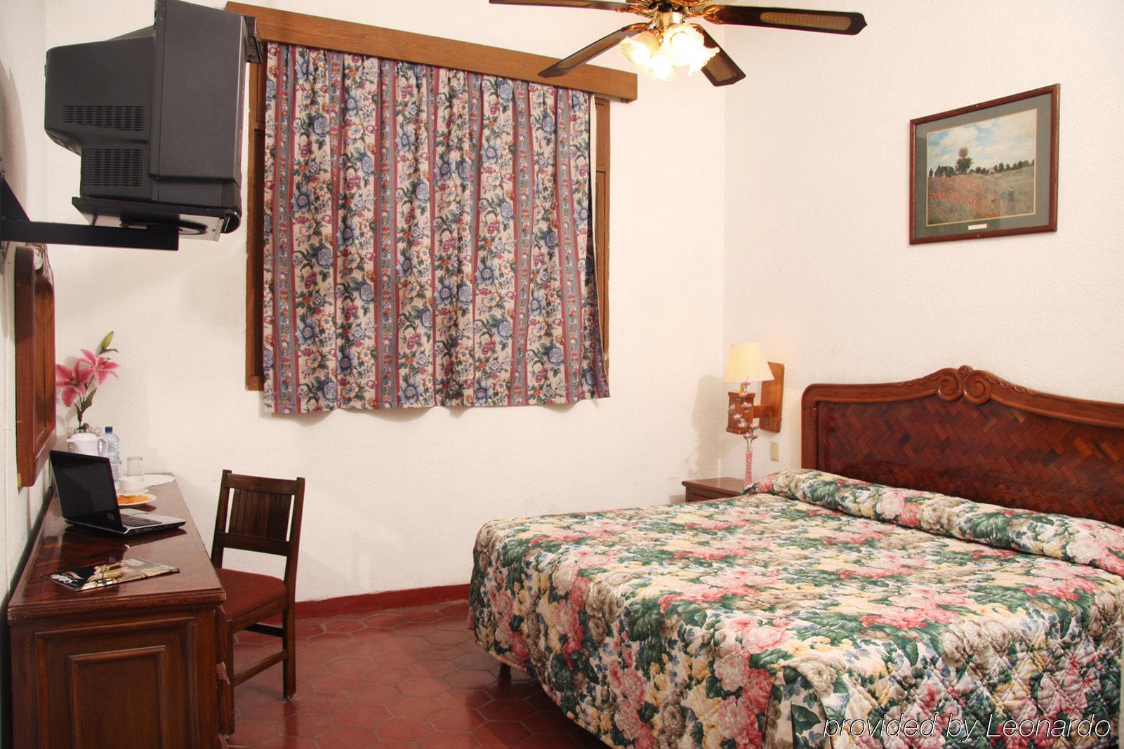 Hotel Urdinola Saltillo Luaran gambar